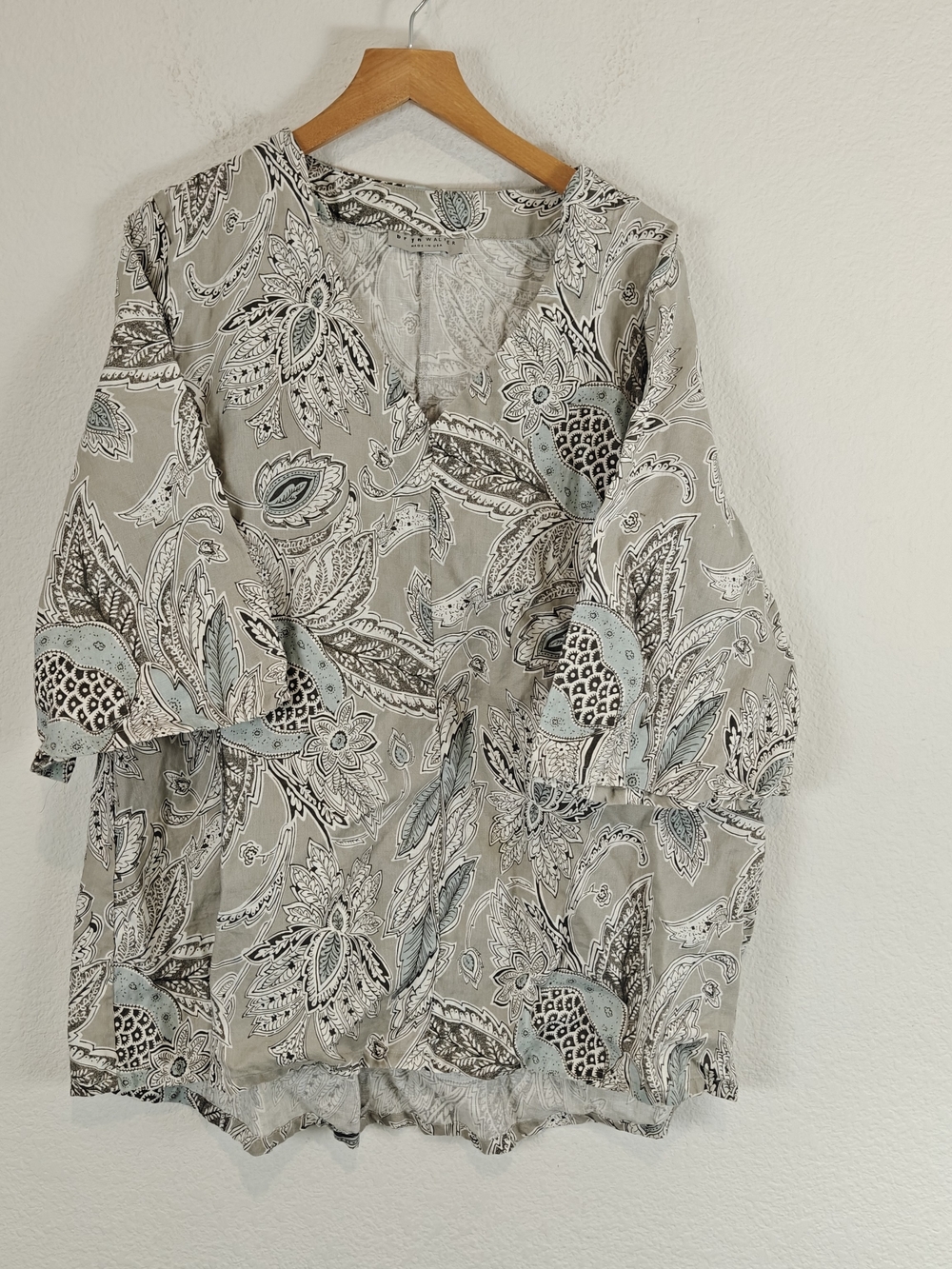 Bryn Walker Lilia Linen Paisley Tunic Top Small Beige Gray Artsy Lagenlook Boho
